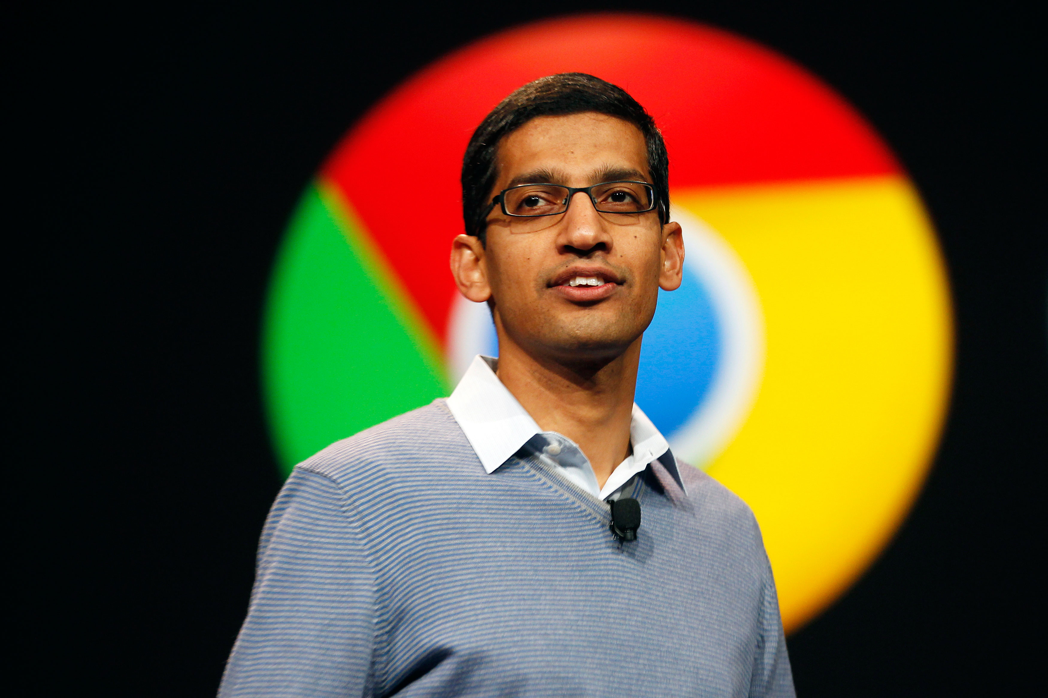 Google CEO Presents New Products With Outstanding Simple Words And Slides