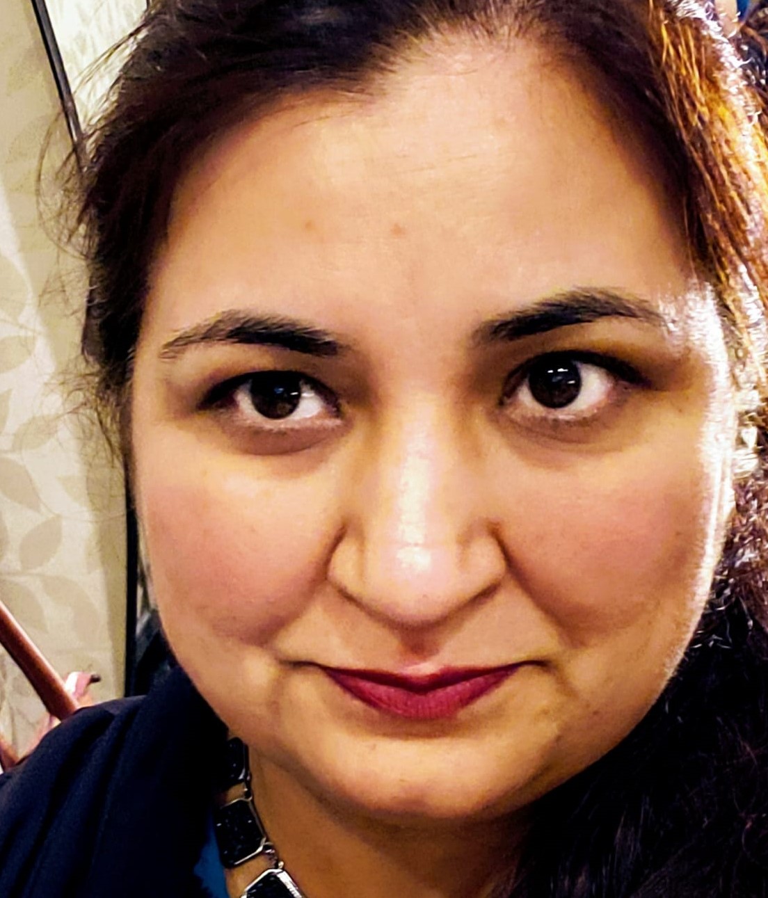 How can AI be a trustworthy magic mirror?