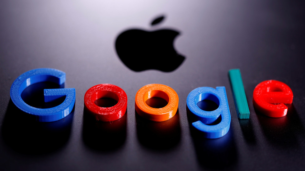 As Russian elections approach, Google and Apple have removed Navalny's app from their stores.