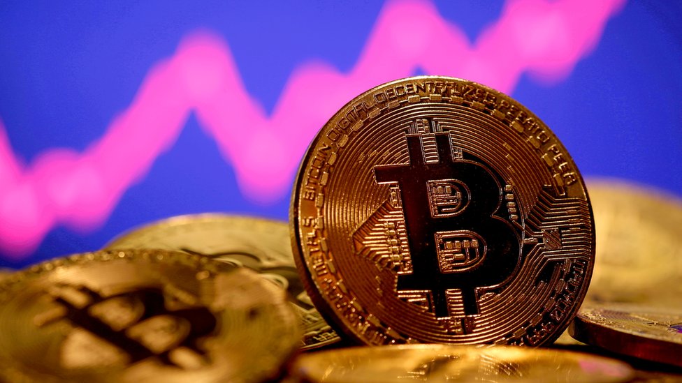 Riding the cryptocurrency rollercoaster: Bitcoin approaches a new peak