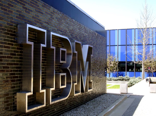 IBM says quantum chip could beat standard chips in two years