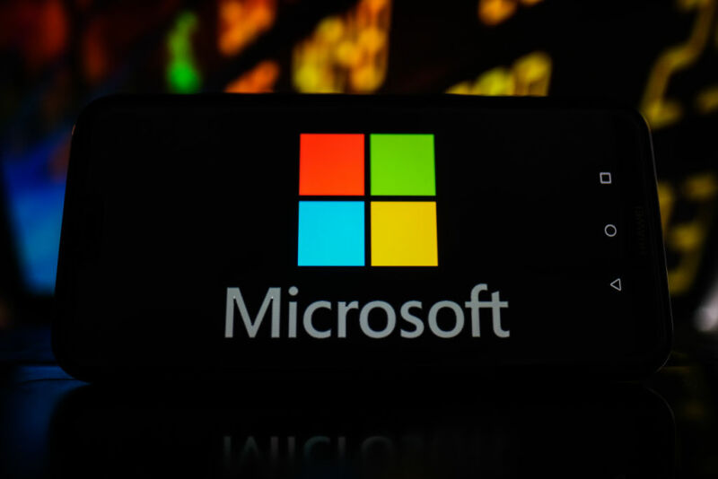 Microsoft rolls out new tech to connect its cloud to rivals